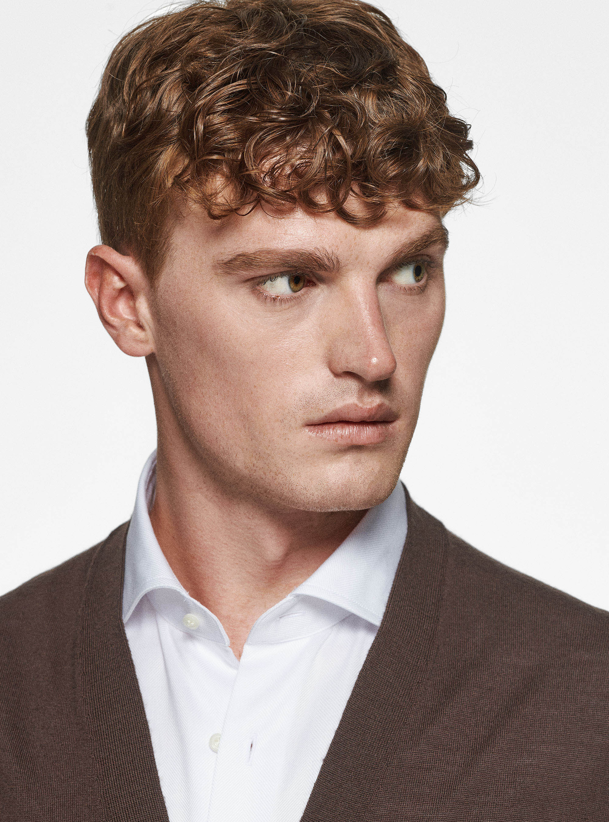 Gilet in maglia in pura lana merino extrafine, MARRONE