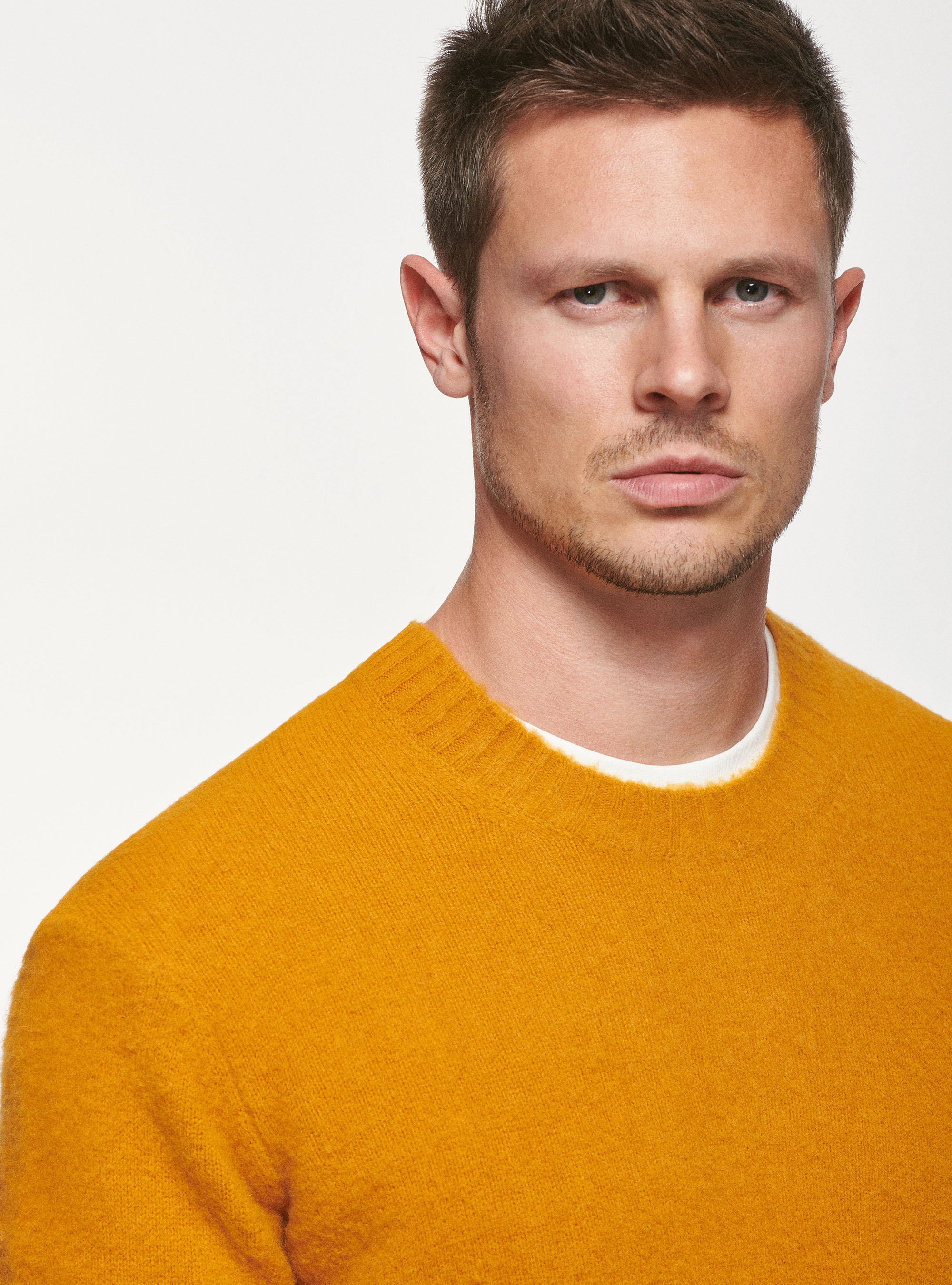 Maglia girocollo in lana brushed, SENAPE 0715C