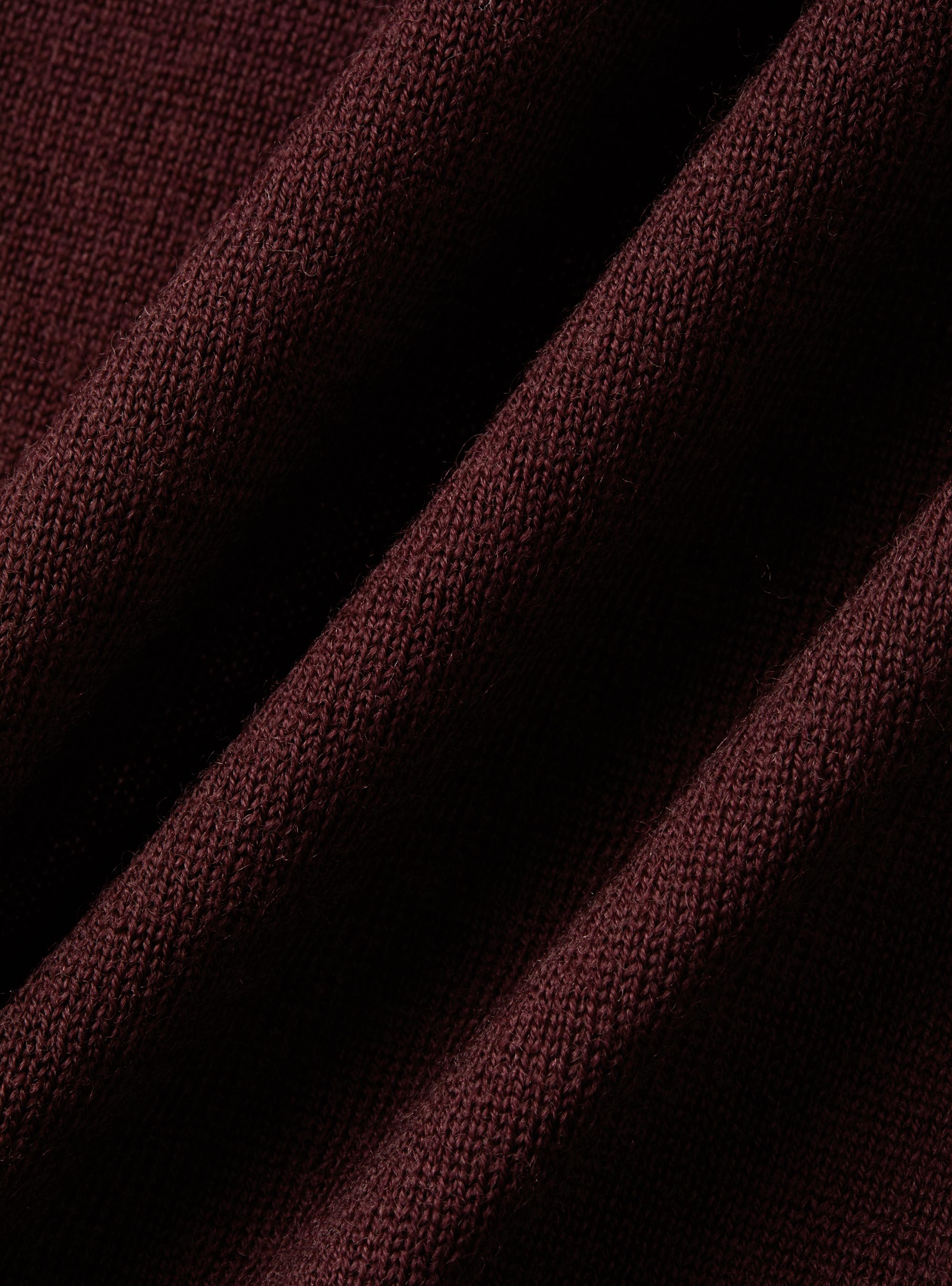 Gilet in maglia doppiopetto in pura lana merino extrafine, BORDEAUX