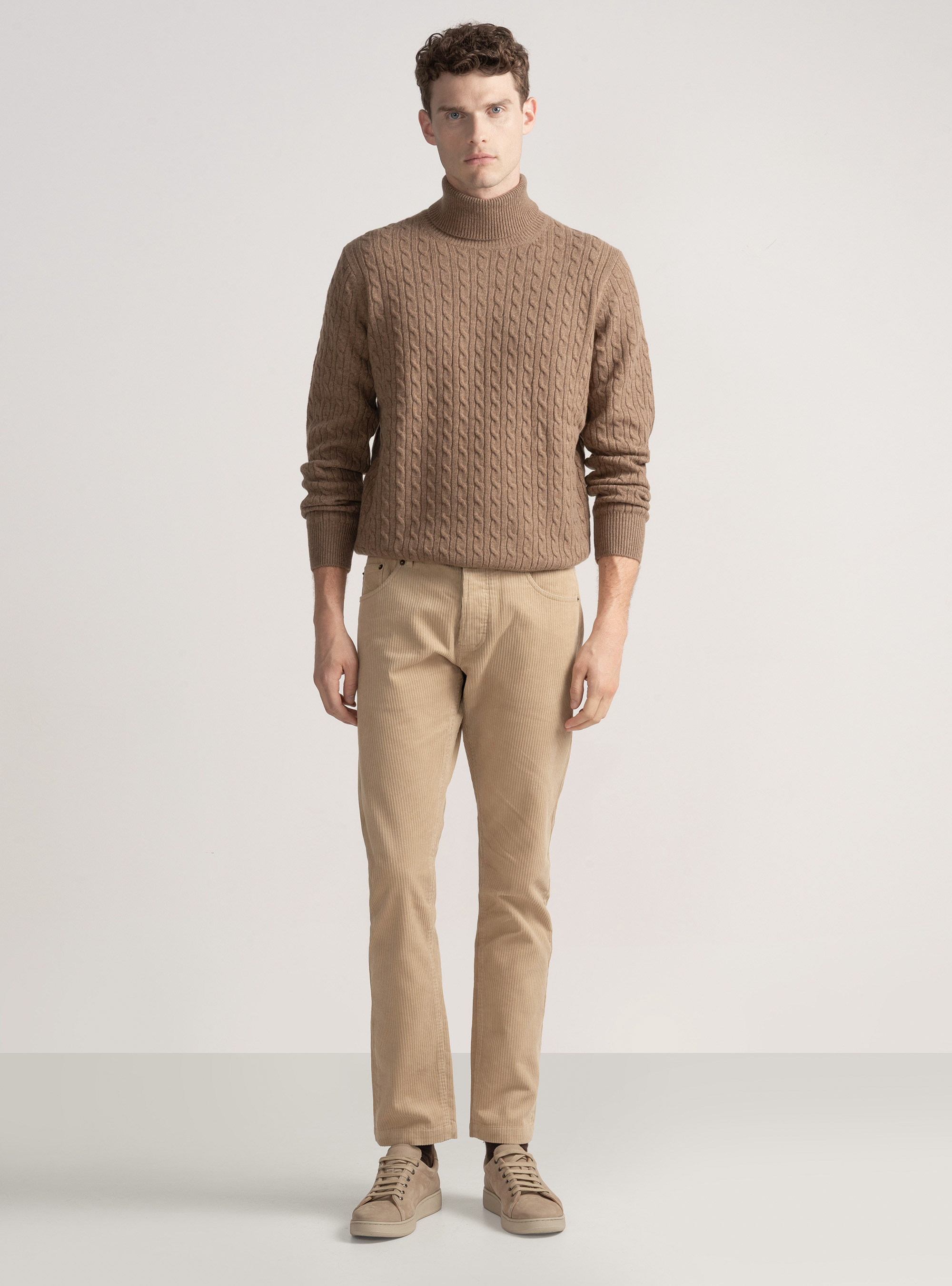 Turtleneck sweater with cashmere wool braid, MUD