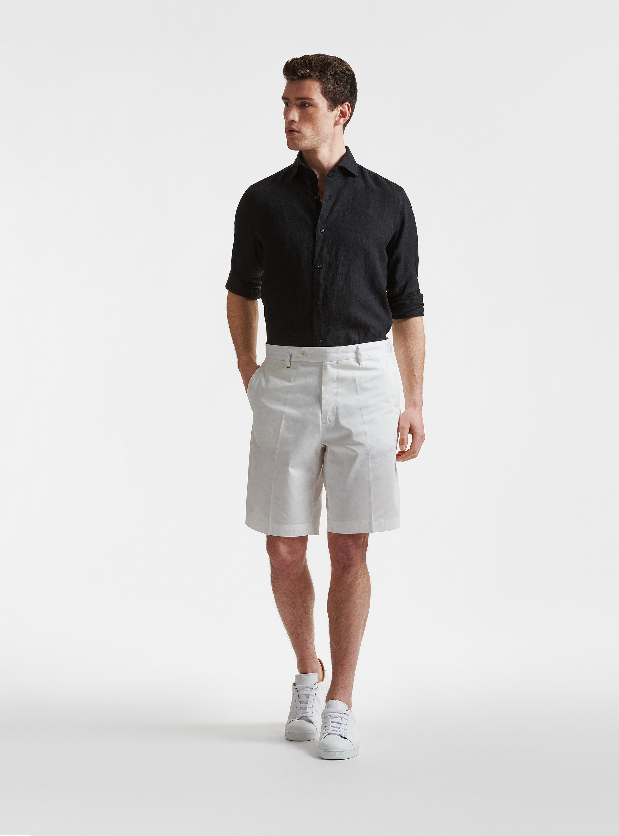 Bermuda slim fit in twill leggero, BIANCO