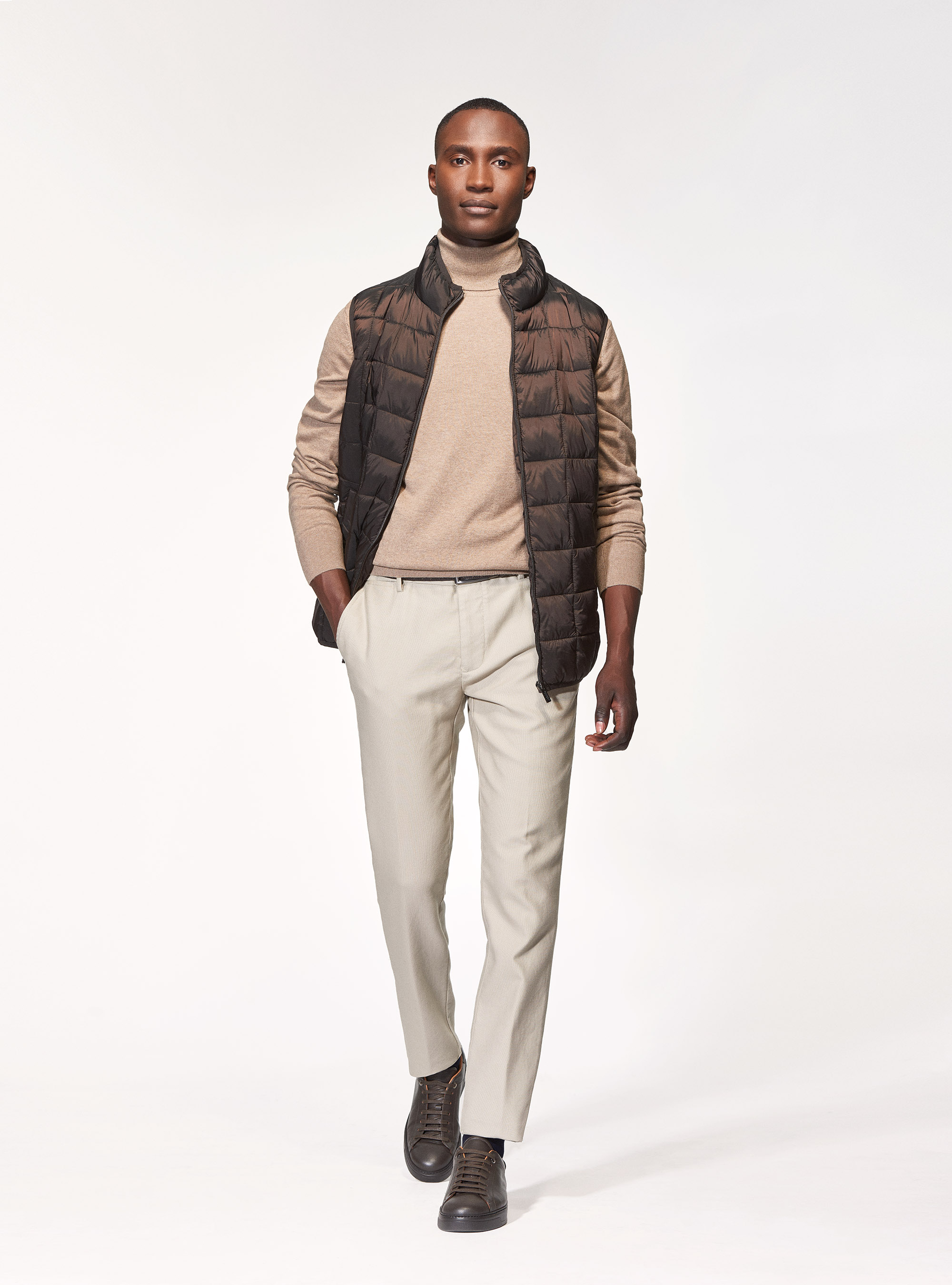 Smanicato trapuntato con imbottitura riciclata, MARRONE