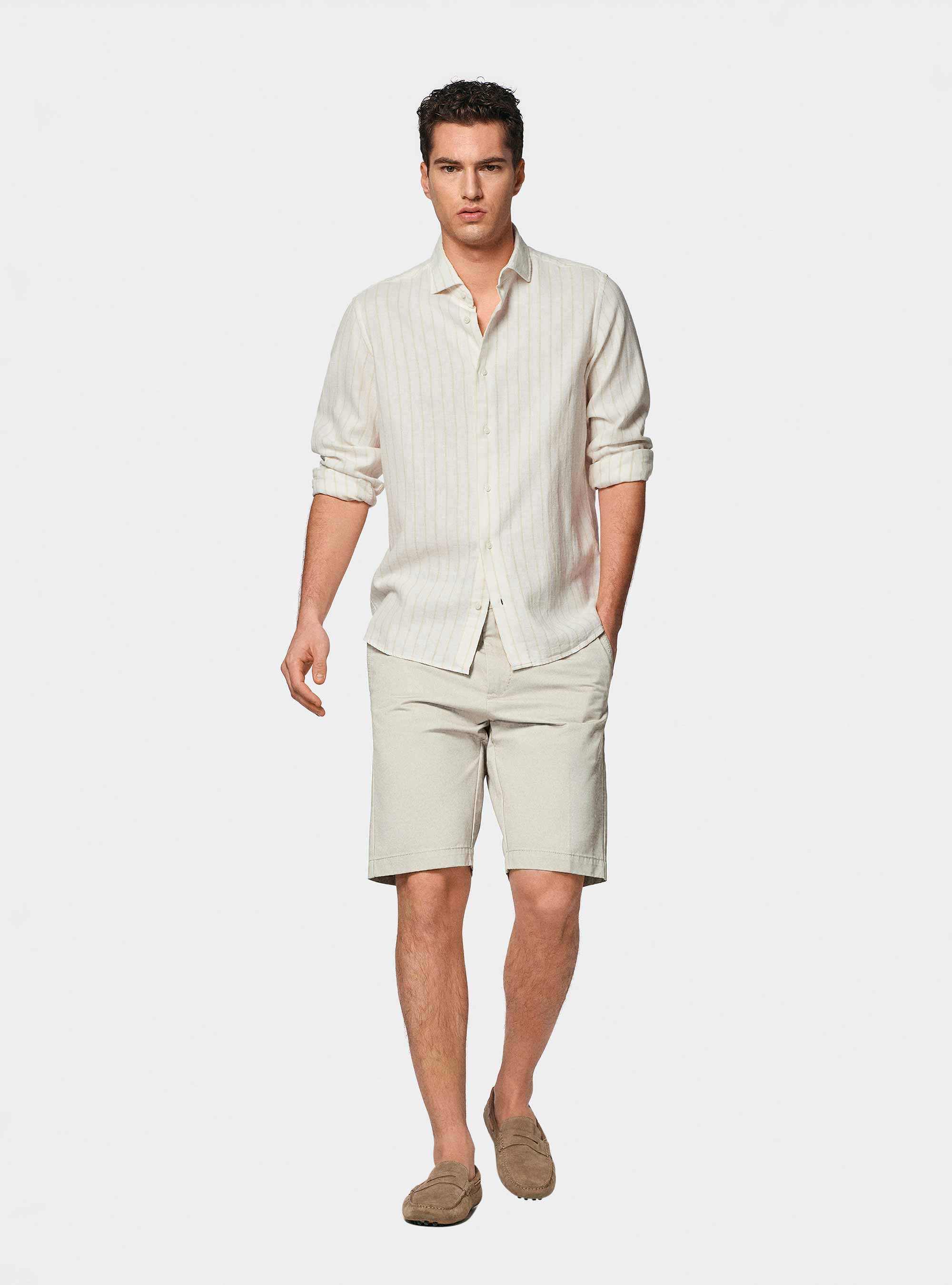 Bermuda en sergé de coton, CRÃ ME