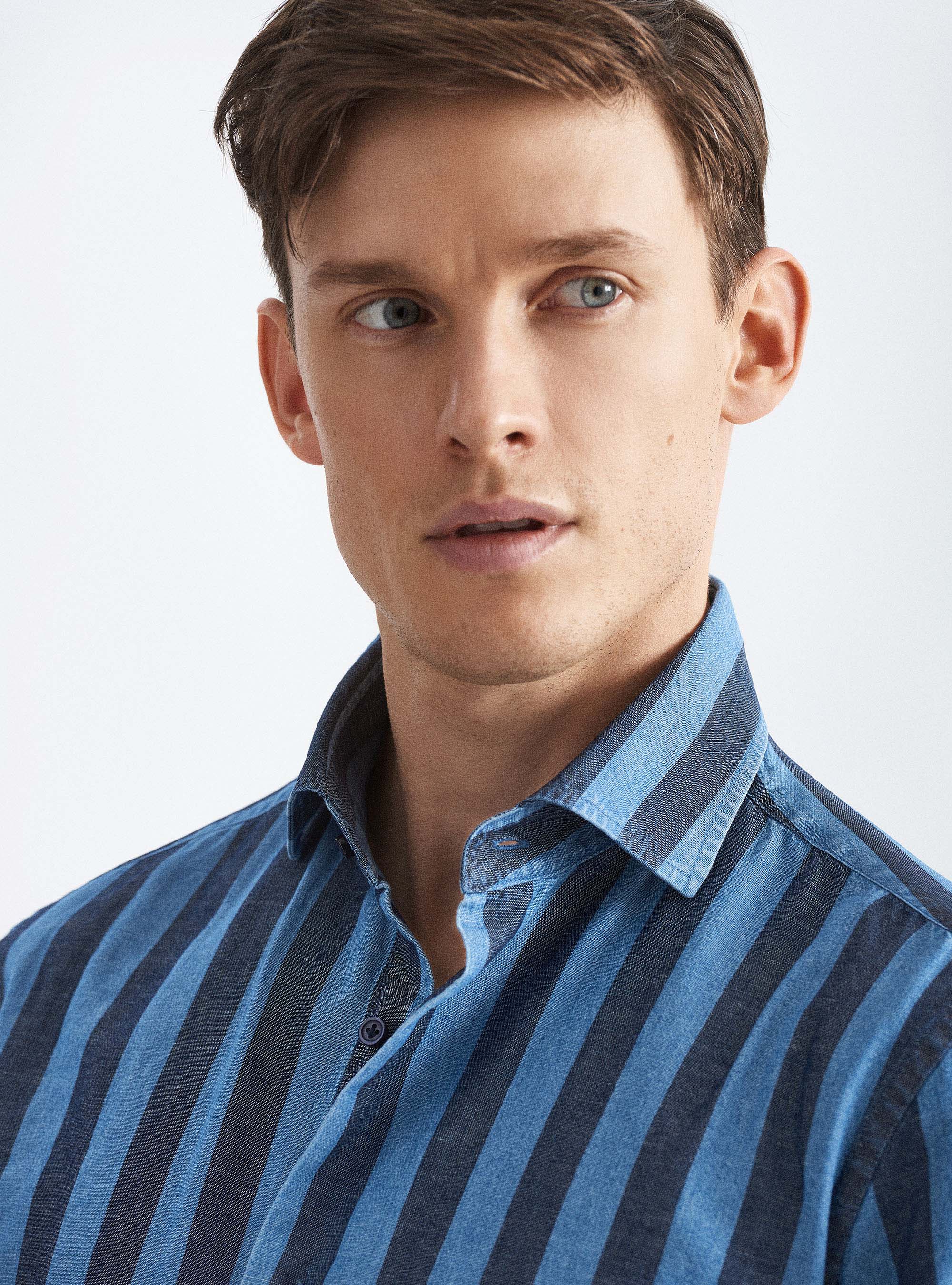 Camicia in cotone e lino a righe, BLU NAVY