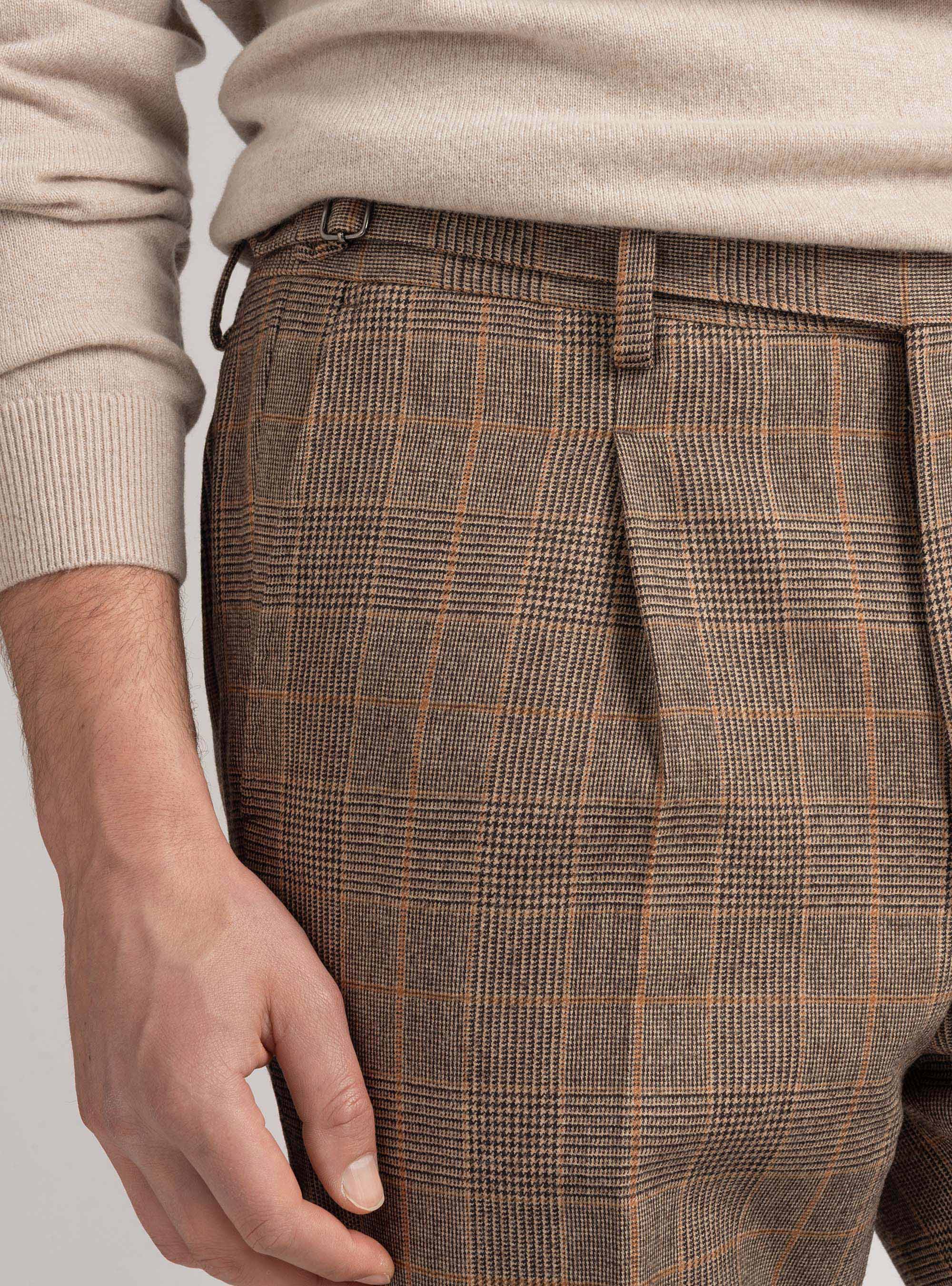 Pantaloni con pince a fantasia in misto lana, MARRONE