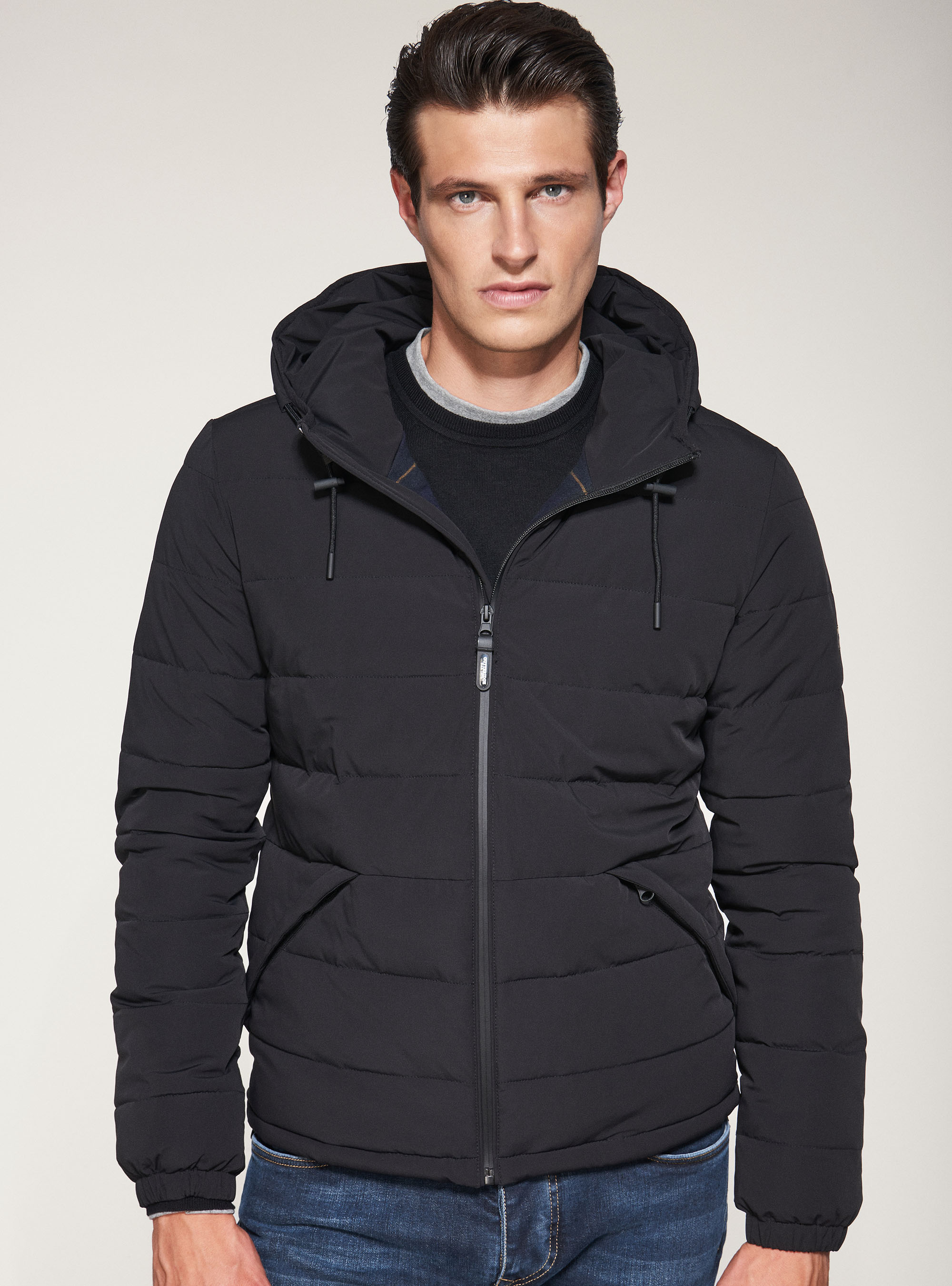 Bomber en tissu technique avec capuche, NOIR