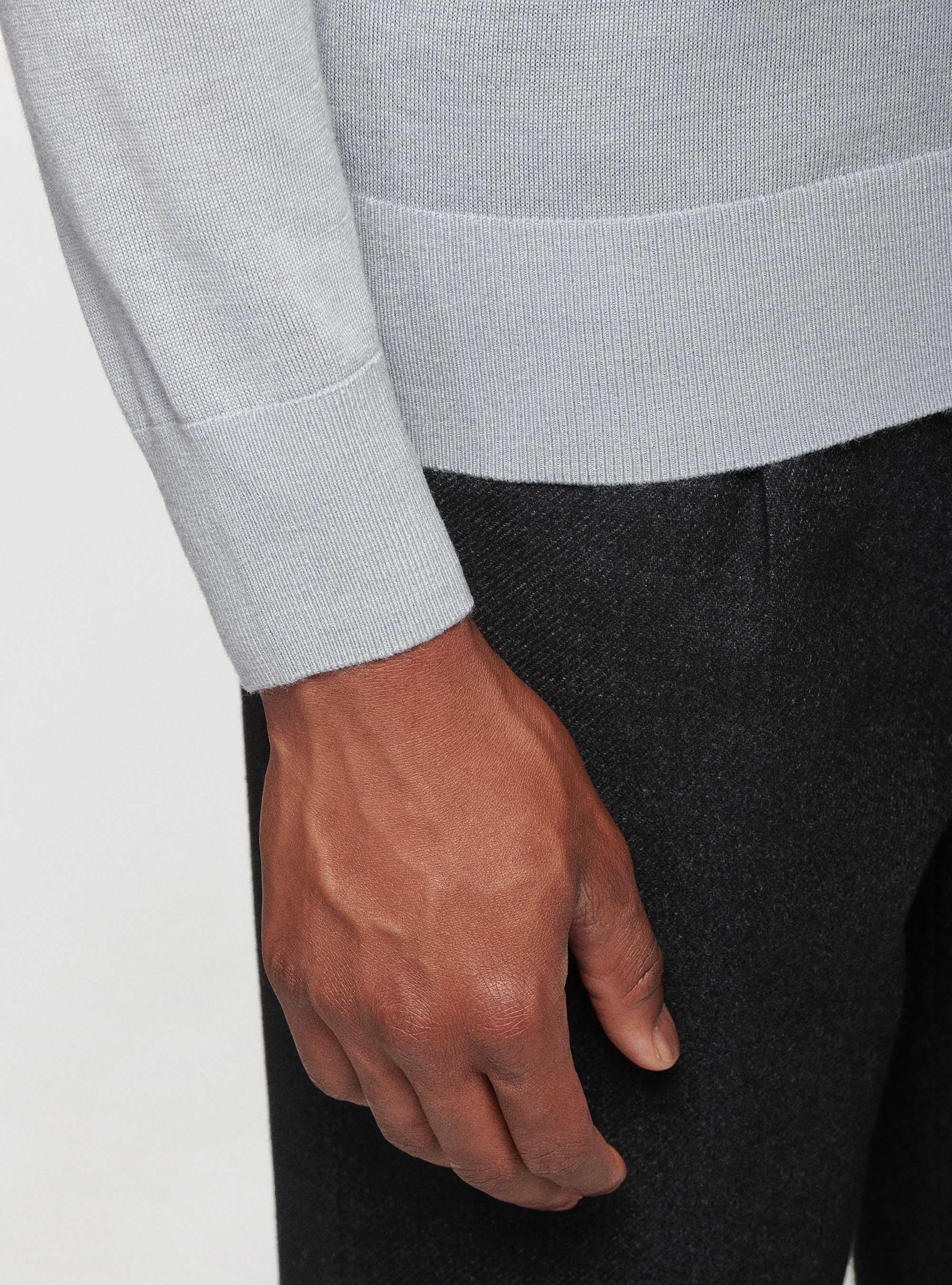 Maglia in pura lana merino, GRIGIO CHIARO 0256C