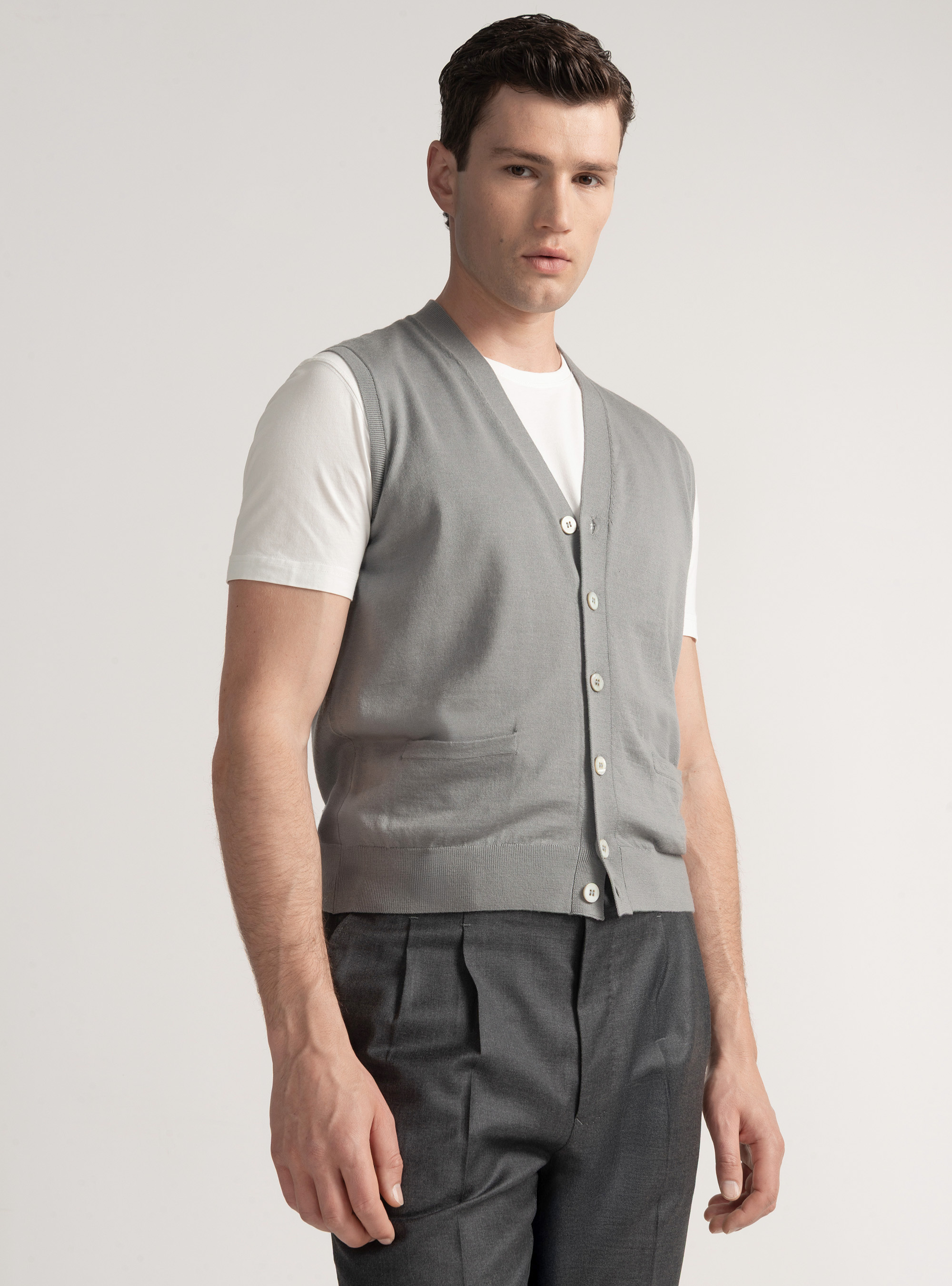 Knitted gilet with buttons in extra-fine merino wool, GREY