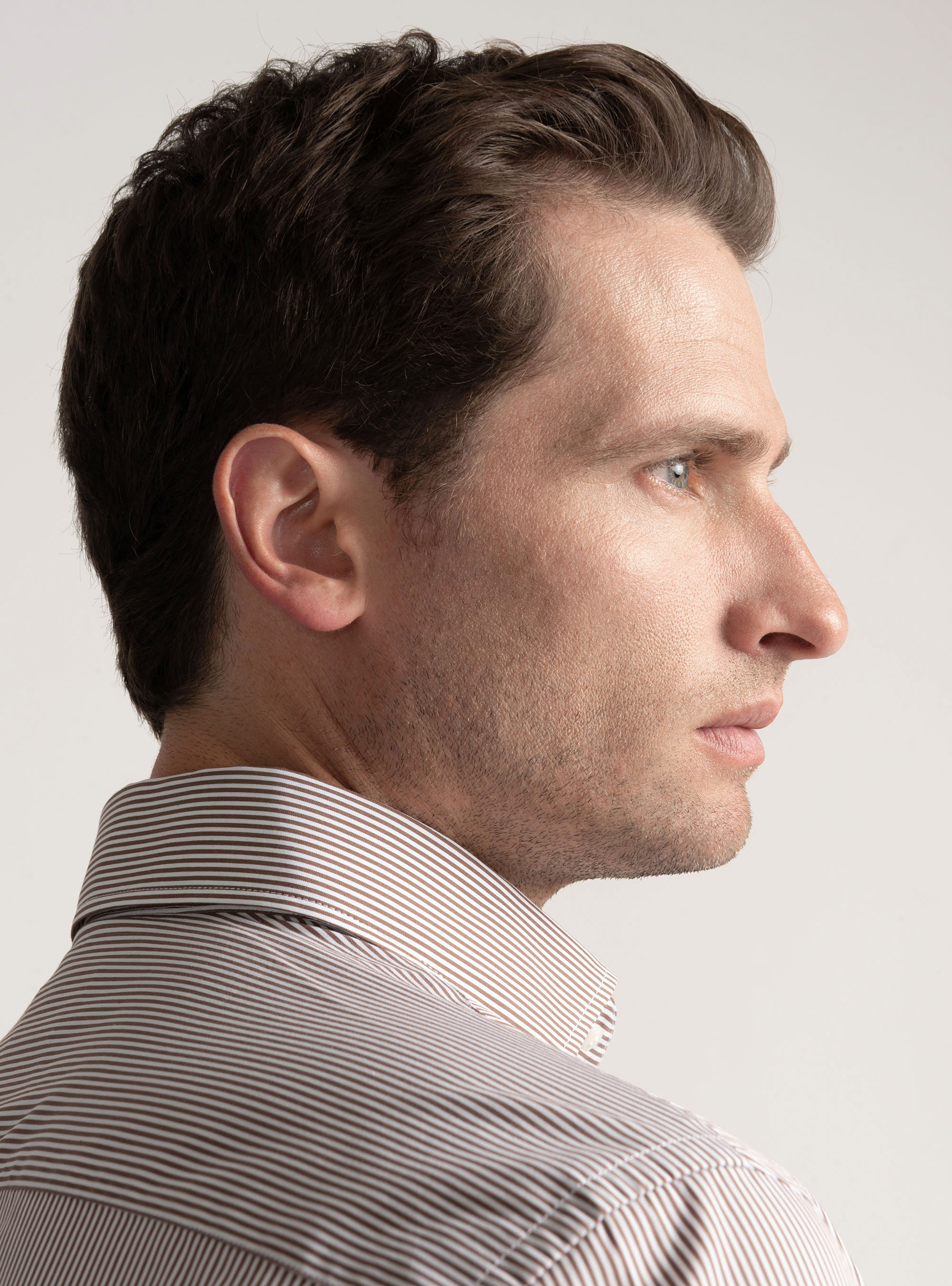 Camicia in cotone rigato popeline stretch, MARRONE