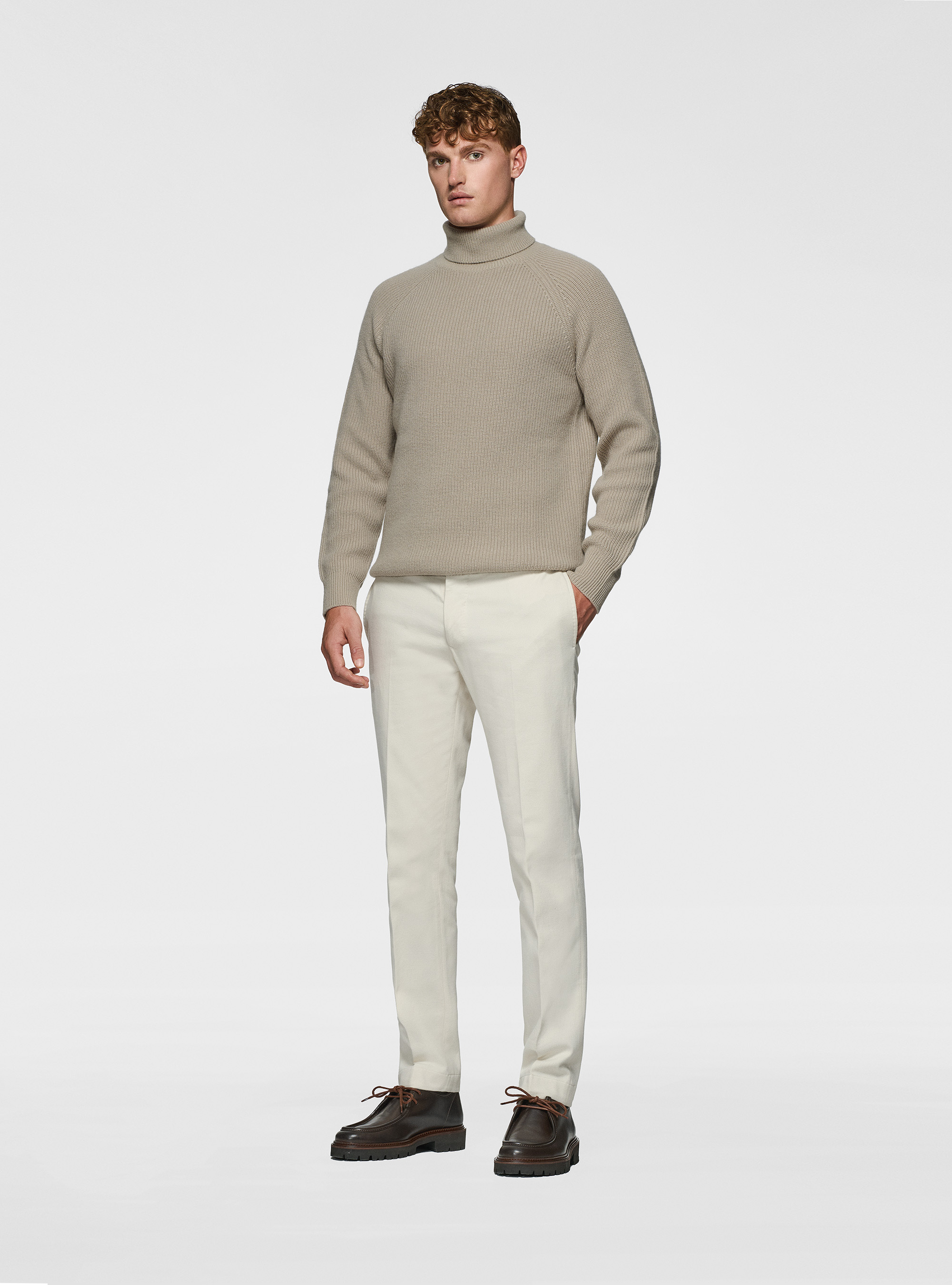 【I AM MARI アイアムマリ】Duard Pearl Turtle-Neck Pullover Women's 525 America | Ombre Blair Turtleneck Sweater | Cream
