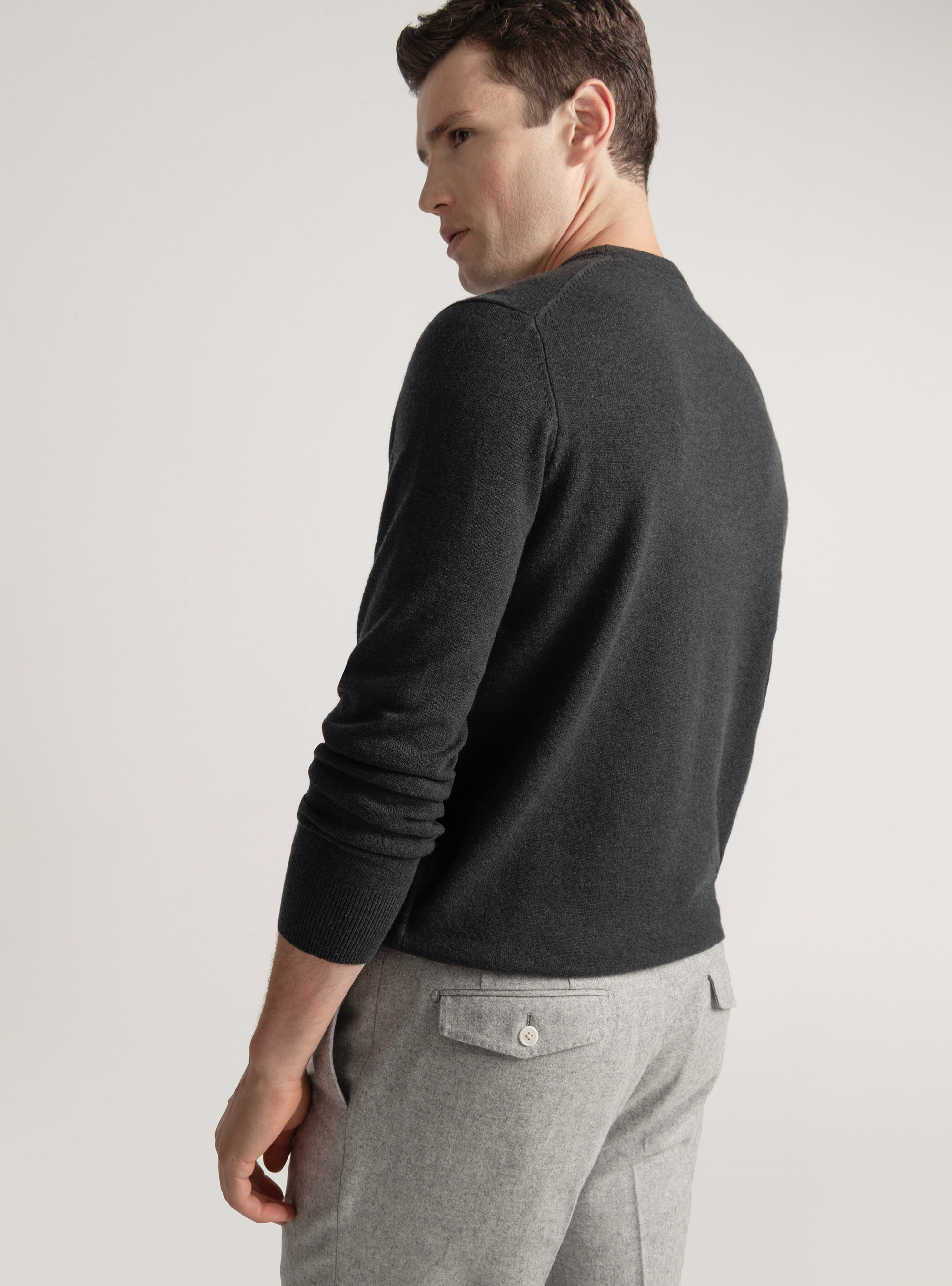 Trikot mit Rundhalsausschnitt aus Lambswool und Kaschmir, ASFALTO 0115C