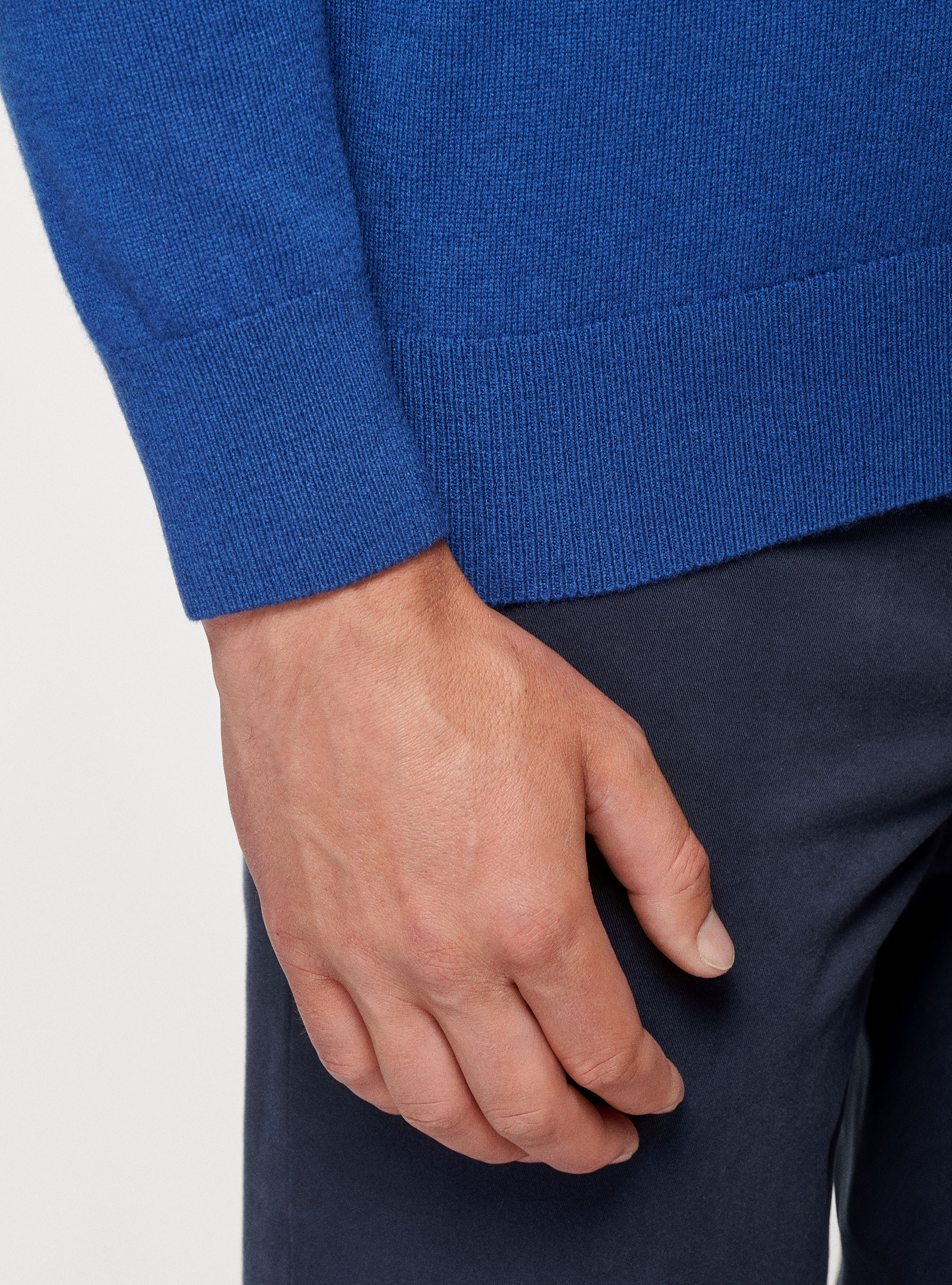 Maglia girocollo in lana lambswool e cashmere, INCHIOSTRO