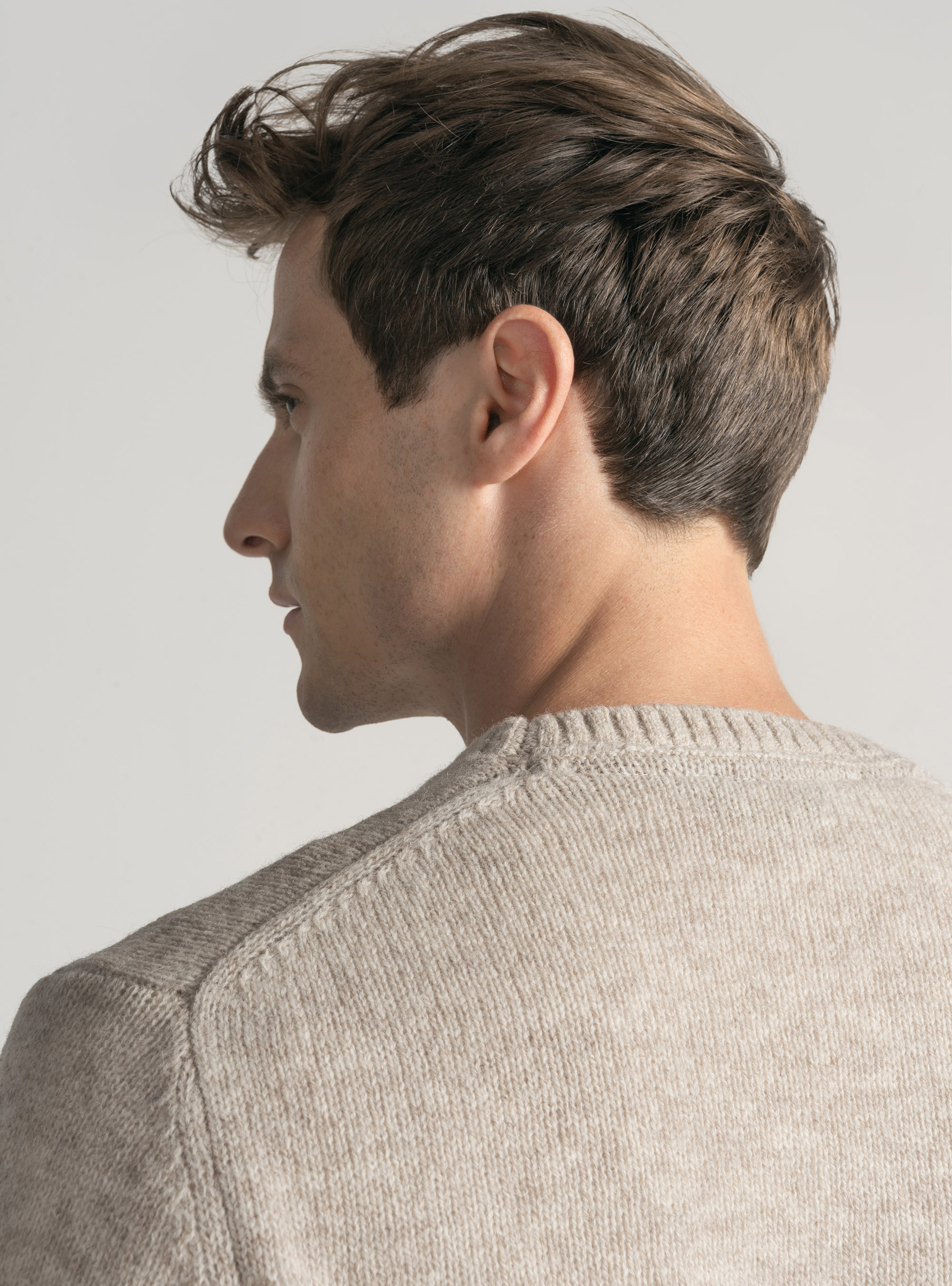 Punto de lana Shetland con cuello redondo, CRUDO