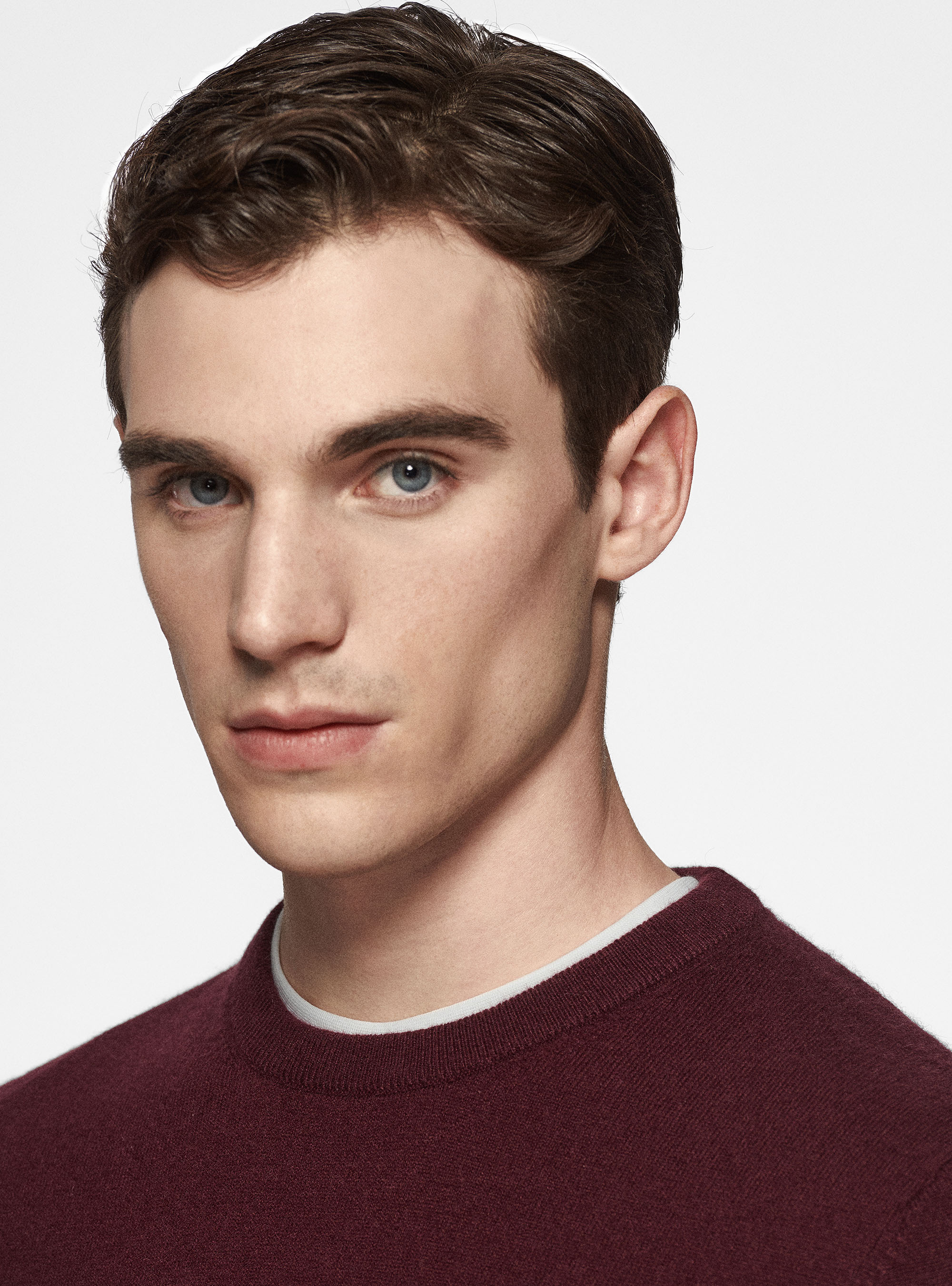 Punto de cachemira con cuello redondo, BURDEOS