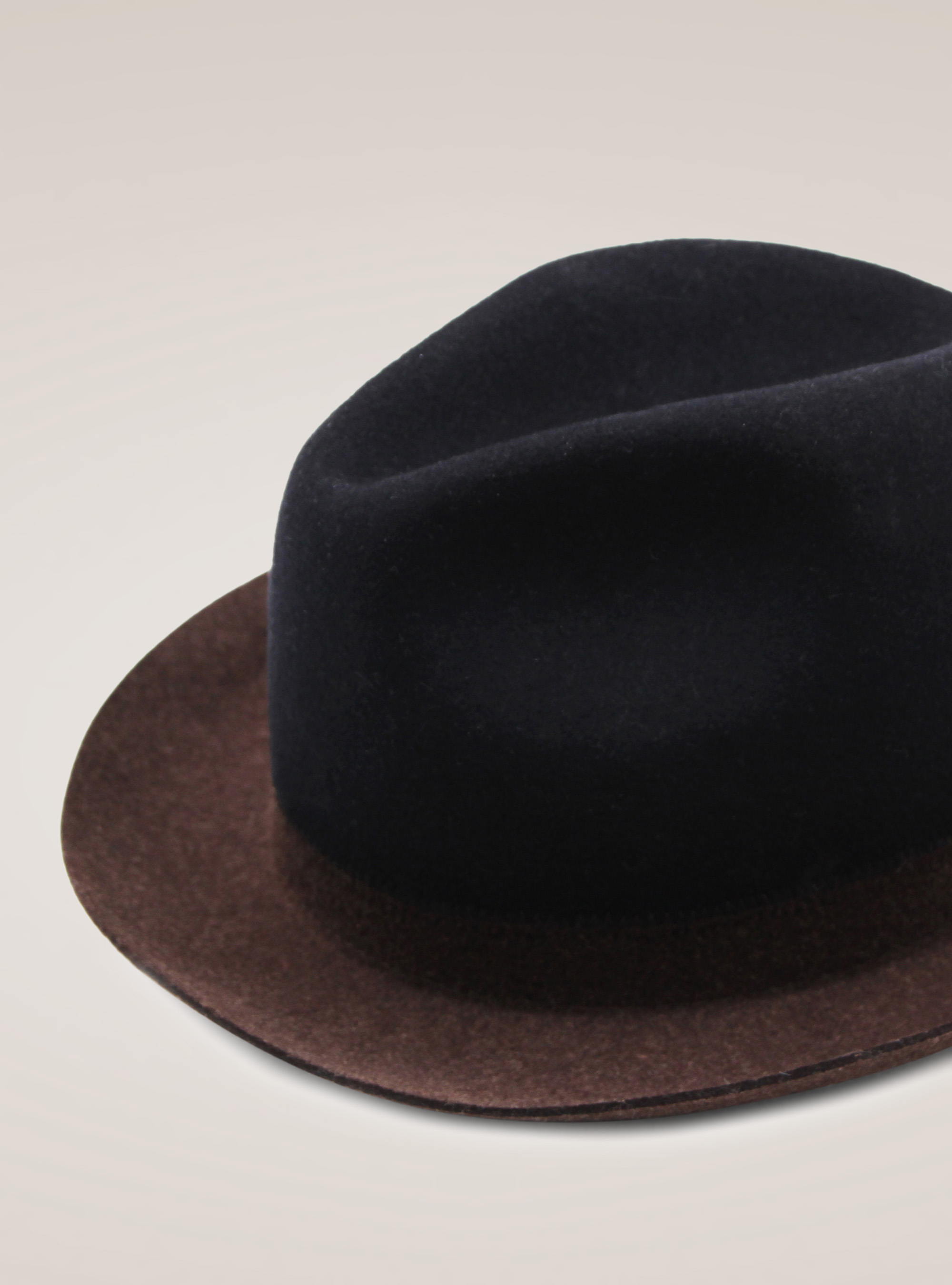 FELT FEDORA HAT, NAVY BLUE